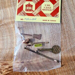 1960s Dollhouse 'Town Square Miniatures' Copper Kitchen Utensil 6 Piece Set, NOS